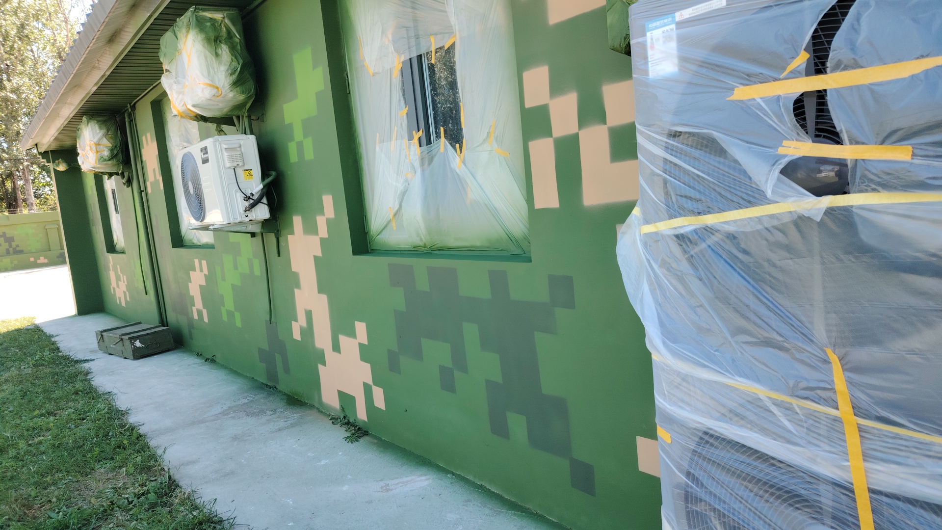 可克达拉外墙迷彩漆施工多少钱 伪装迷彩漆  